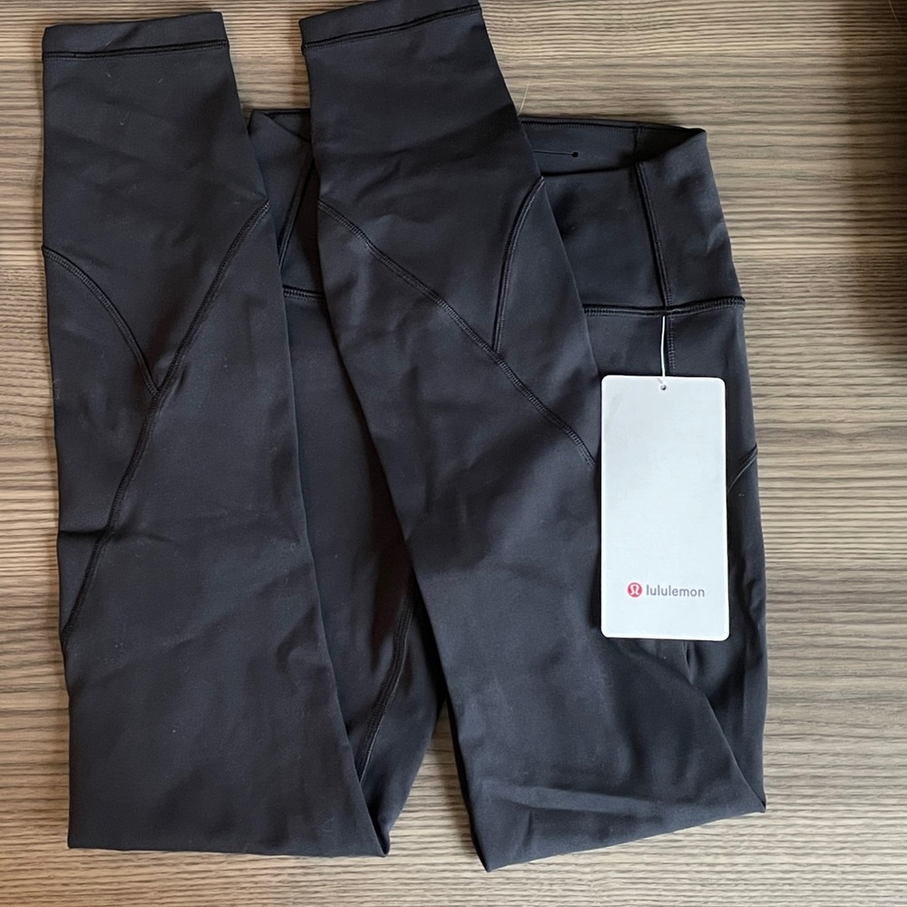 NWT In Movement 7/8 Leggings